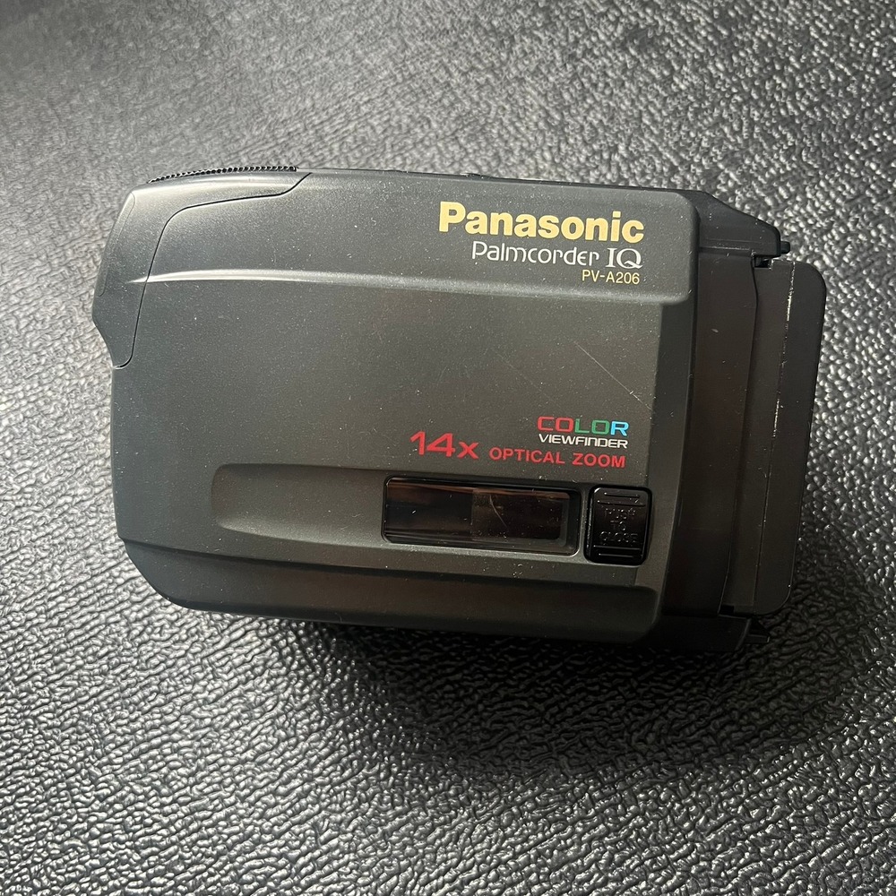 Panasonic Palmcorder IQ PV-A206 VHS-C Camcorder 14x Optical Zoom‎  Viewfinder